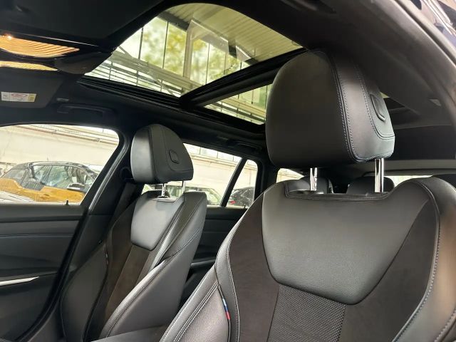 BMW 330 330e M-Sport Touring xDrive