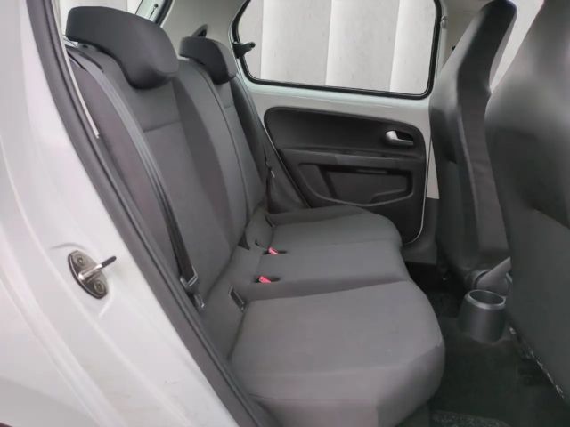 Volkswagen up! Move up!