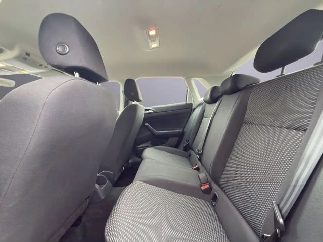 Volkswagen Polo Basis