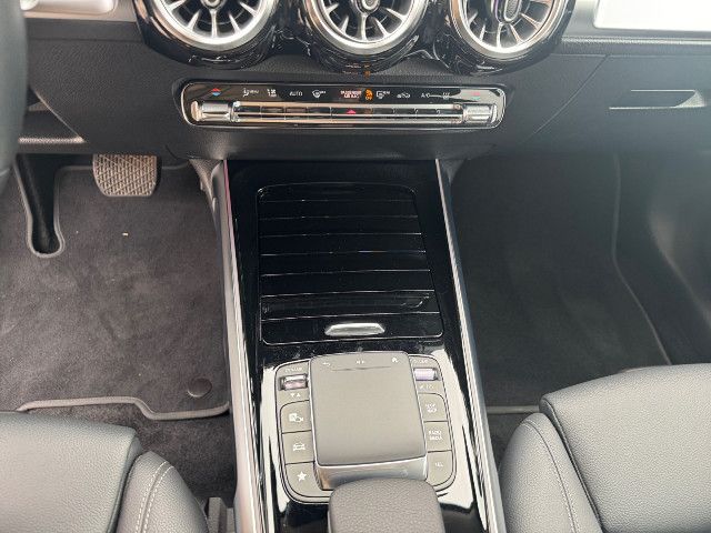 Mercedes-Benz EQB 250