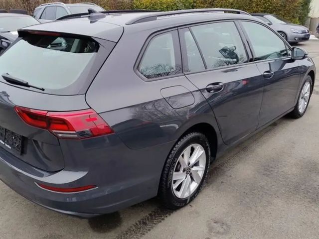 Volkswagen Golf Life Variant