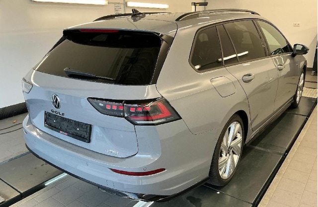 Volkswagen Golf DSG IQ.Drive R-Line Variant