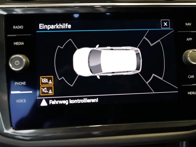 Volkswagen Tiguan 1.5TSI Active LED-Matrix Navi AHK Keyless ACC K...