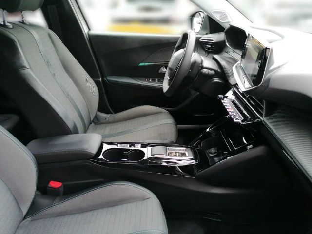 Peugeot E-2008 Allure Pack