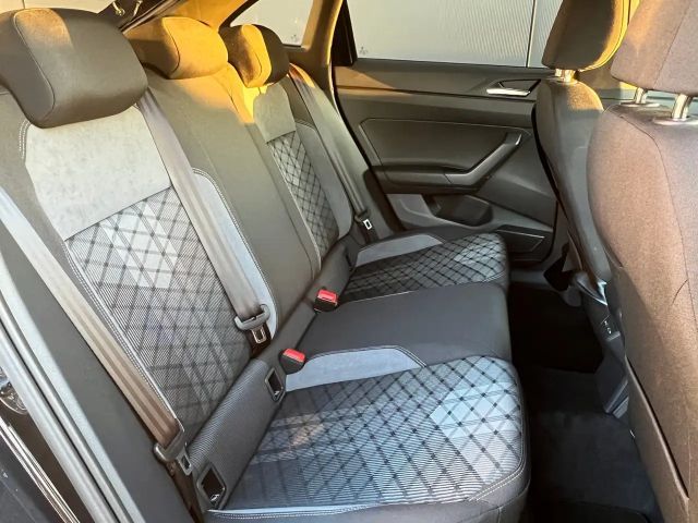 Volkswagen Taigo 1.5 TSI DSG IQ.Drive R-Line