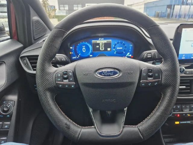 Ford Puma Vivid Ruby Edition