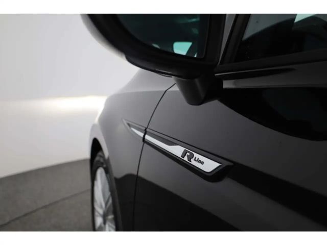 Volkswagen Touran 1.5 TSI DSG R-Line