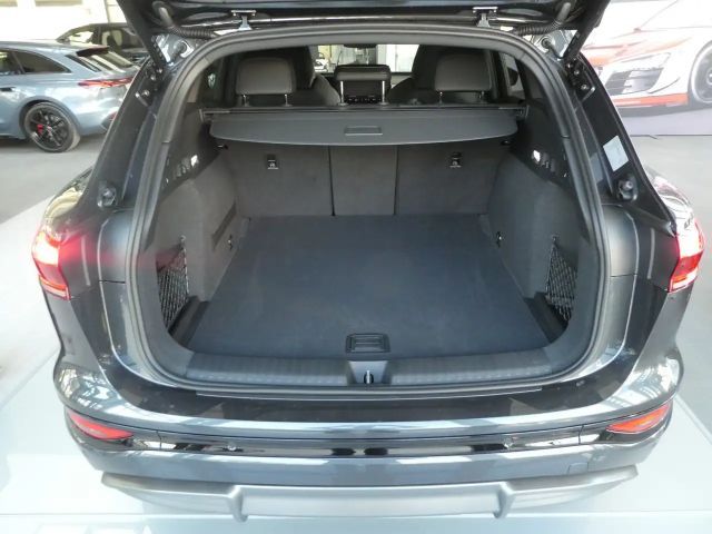 Audi Q6 e-tron Quattro