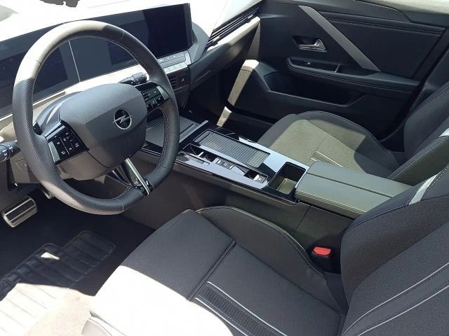 Opel Astra GS-Line Grand Sport Turbo