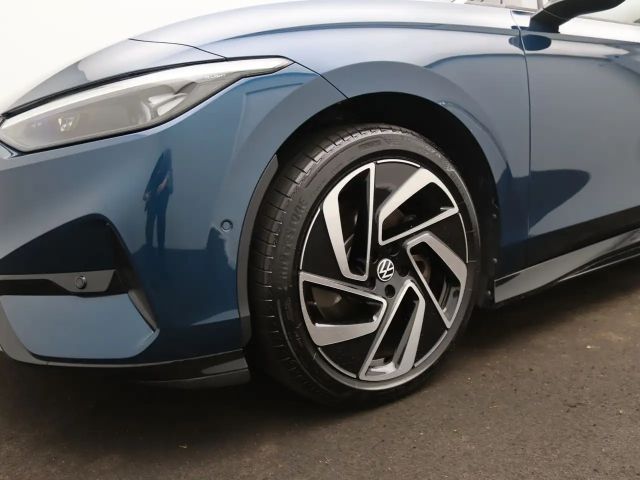 Volkswagen ID.7 IQ.Drive Pro