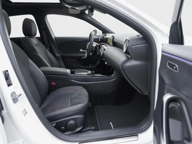 Mercedes-Benz A 180 AMG Line