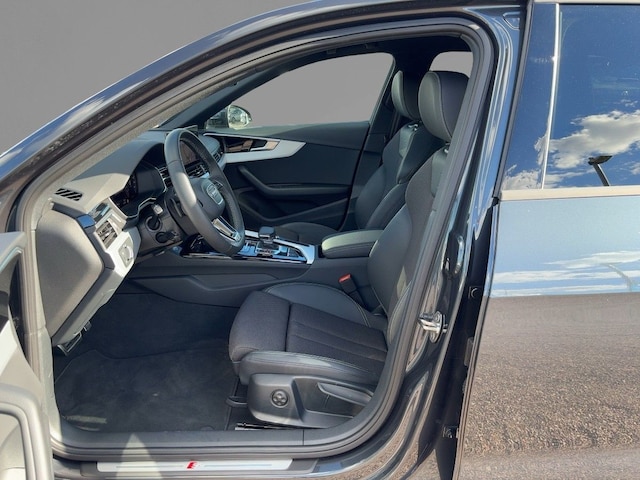 Audi A4 35 TFSI Avant S-Tronic