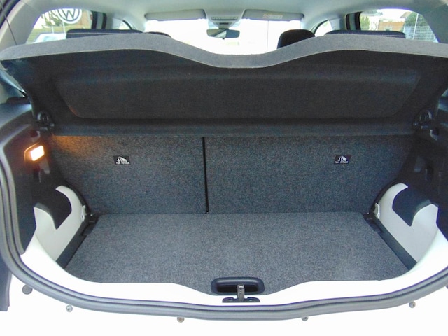 Volkswagen up! Move Move up!