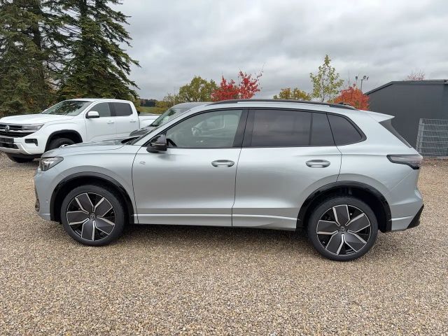 Volkswagen Tiguan 4Motion DSG R-Line