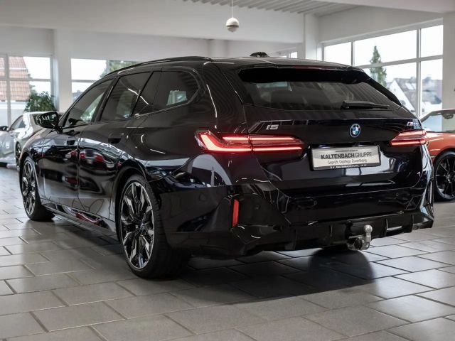 BMW i5 M60 Touring xDrive