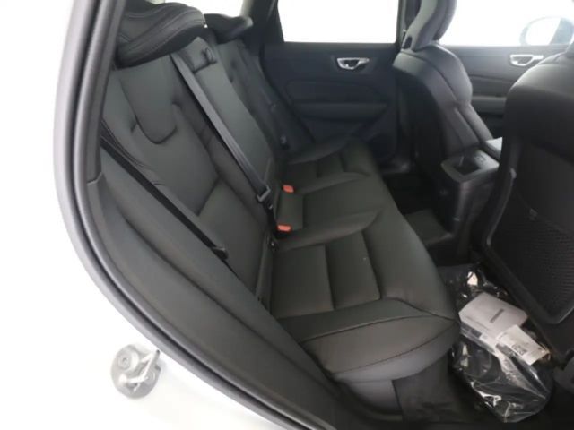 Volvo XC60 Dark Plus T6