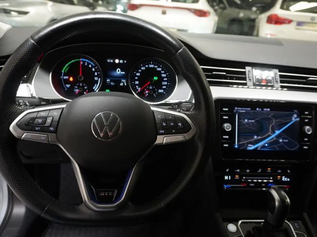 Volkswagen Passat DSG GTE Variant