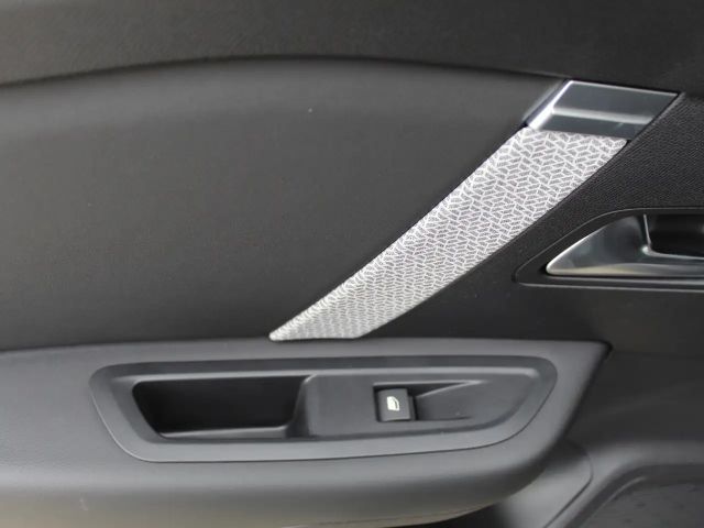 Citroën C4 Electric Shine136 Navi Keyless Drive Assist Head U