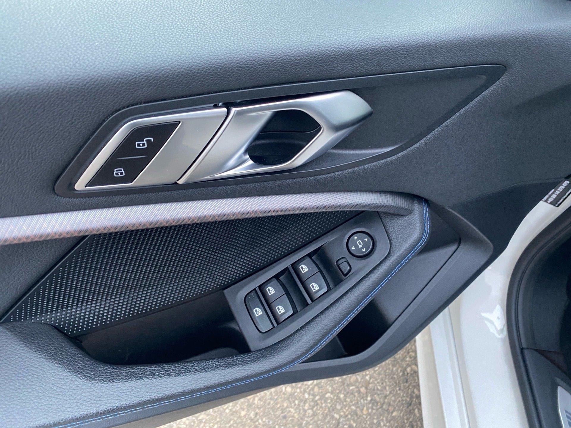 BMW 118 118i 5-deurs