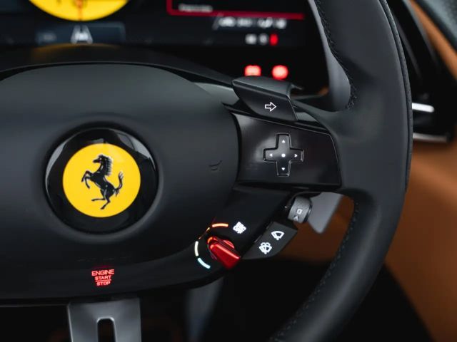 Ferrari Roma Spider