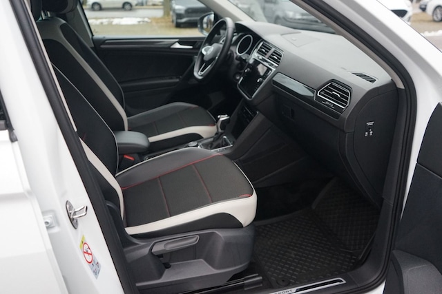 Volkswagen Tiguan 2.0 TSI 4Motion Sport