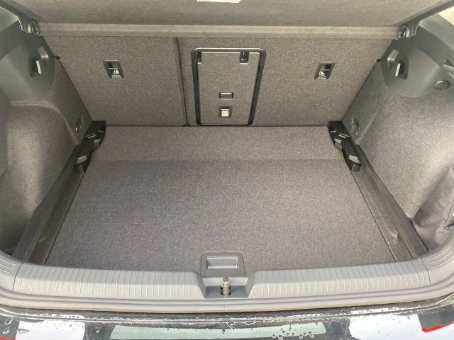 Volkswagen Golf Rabbit TSI