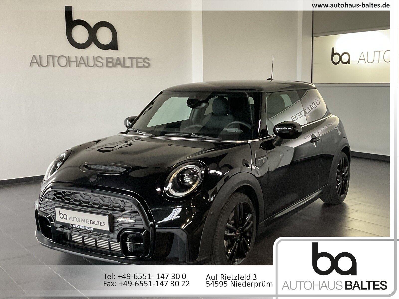 MINI Cooper S John Cooper Works