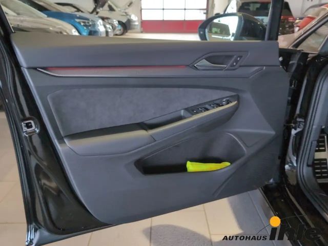 Volkswagen Golf DSG GTI Golf VIII Style