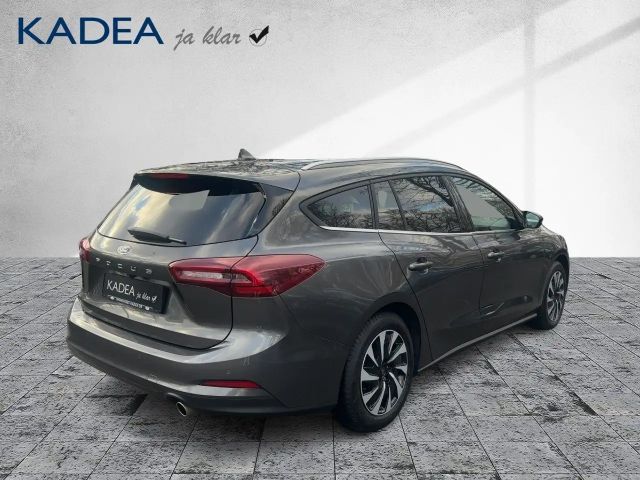 Ford Focus Titanium Wagon
