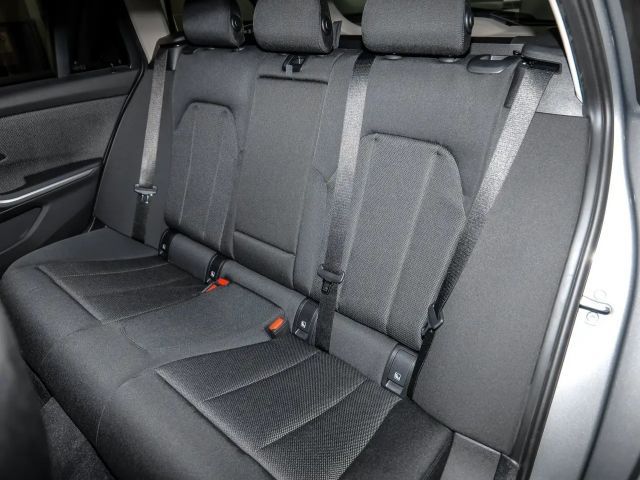 BMW 320 320i Touring