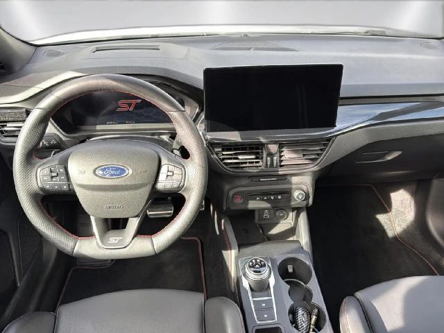 Ford Focus ST Line