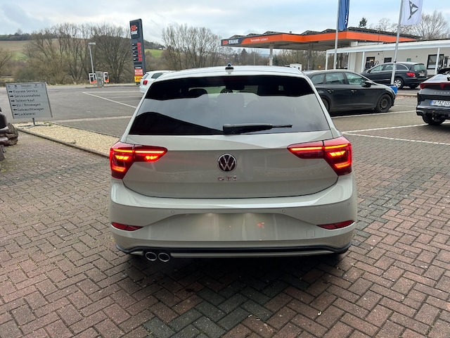 Volkswagen Polo 2.0 TSI