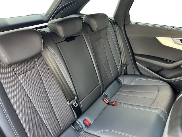 Audi A4 40 TDI Avant Quattro S-Tronic