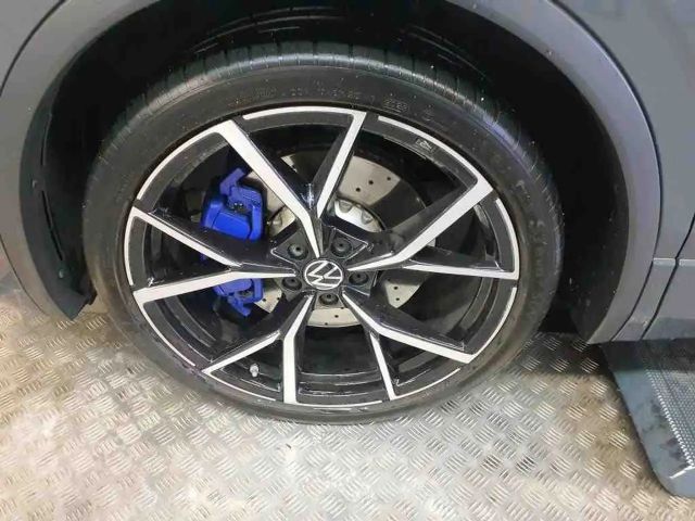 Volkswagen Tiguan 2.0 TSI