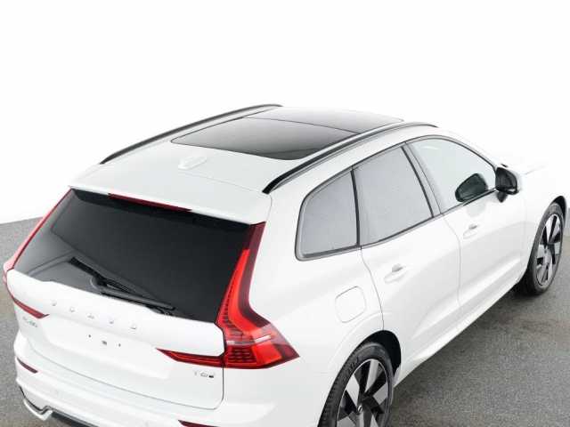 Volvo XC60 AWD Dark Plus T6