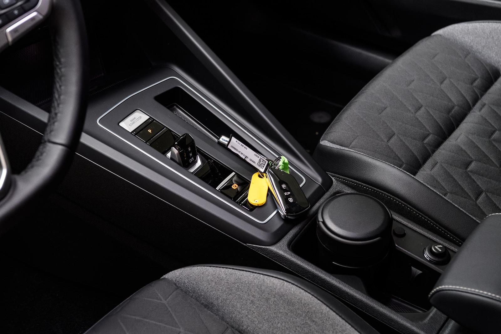 Volkswagen Golf 1.5 eTSI DSG Golf VIII Variant