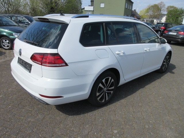 Volkswagen Golf 2.0 TDI DSG Variant