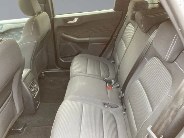 Ford Kuga Hybrid Titanium