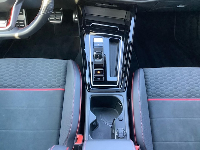 Volkswagen Golf 2.0 TSI DSG GTI