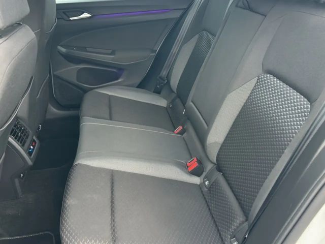 Volkswagen Golf 1.5 TSI Golf VIII IQ.Drive