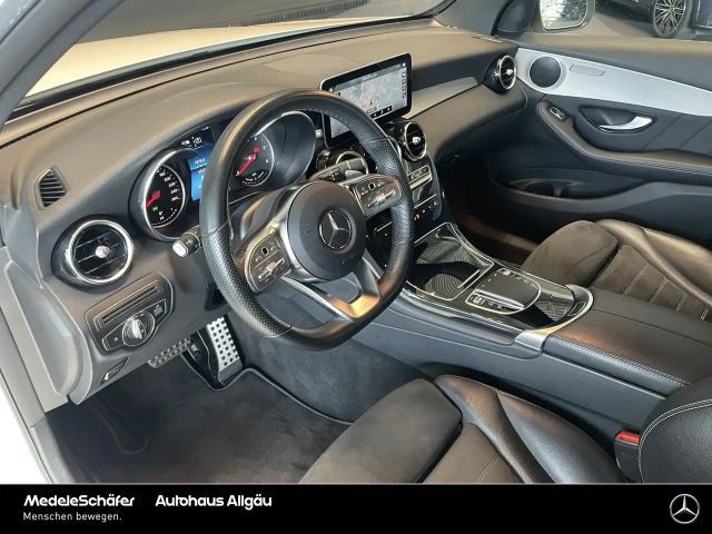 Mercedes-Benz GLC 300 4MATIC AMG Line