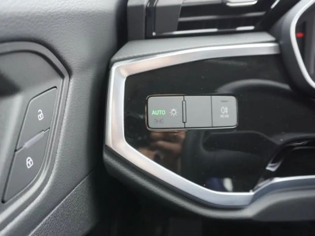 Audi Q3 35 TFSI S-Tronic