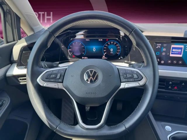 Volkswagen Golf 1.0 TSI
