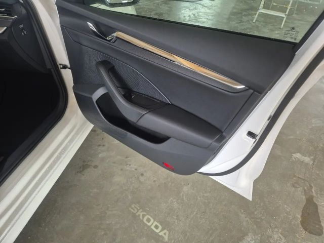 Skoda Octavia 2.0 TDI Combi Style Style