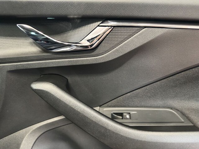 Skoda Kamiq 1.0 TSI Tour