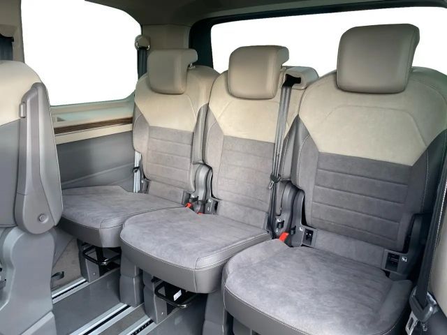 Volkswagen Multivan 2.0 TDI DSG Style T7