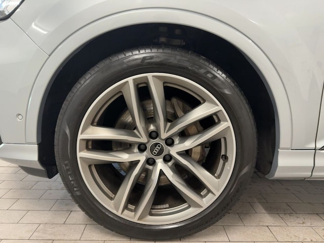 Audi Q7 50 TDI Quattro S-Line