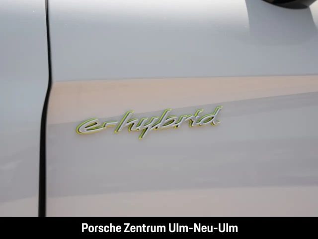 Porsche Panamera 4 E-Hybrid