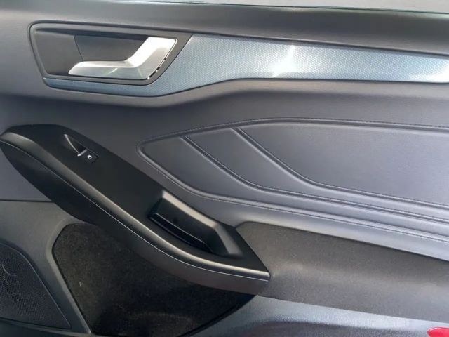 Ford Focus Active EcoBoost Wagon