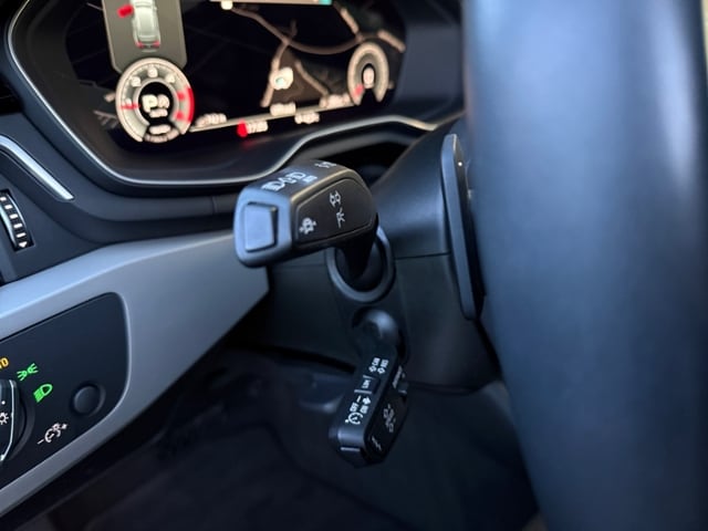 Audi A4 40 TDI Avant S-Tronic